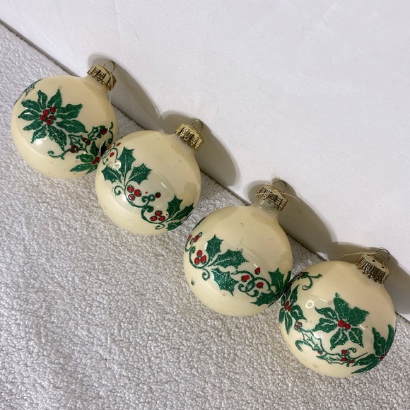 Vintage Accents Cream Green Glass Christmas Tree Ornaments X4 - Picture 5 of 11